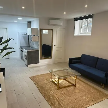 Exclusivo, City Center Apartment